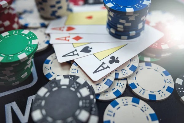 gametop mobile app interface showing live casino tables and sports betting markets